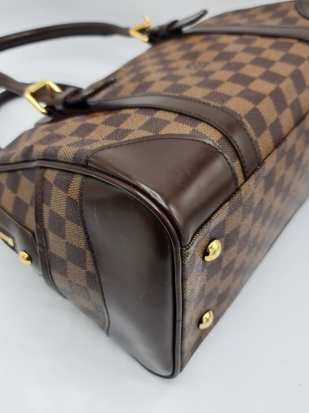 d5436879-1eb9-4310-8acd-f2c30288eabb