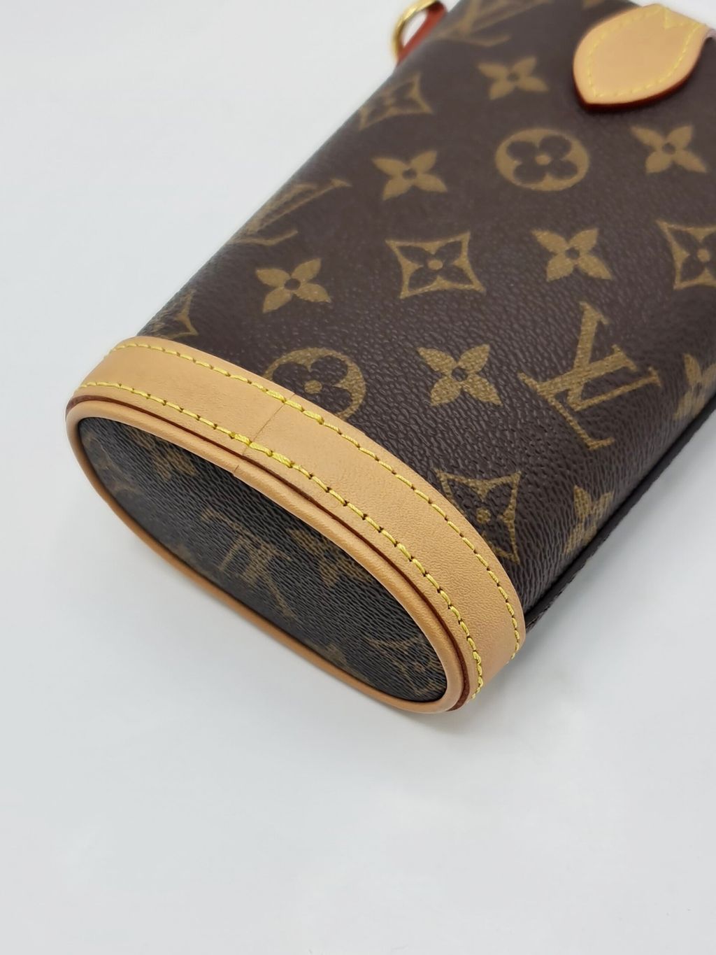 b0cf4985-4f6c-420a-9d73-9e769c4699fc