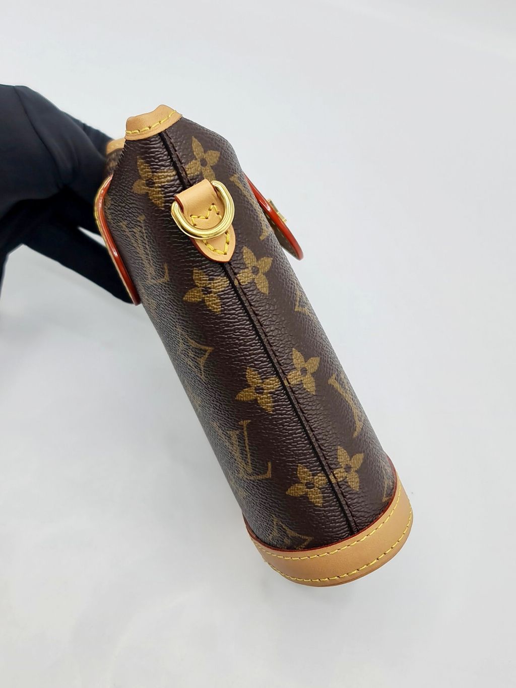 89cbb2d9-3259-4442-a186-de6823457fc3