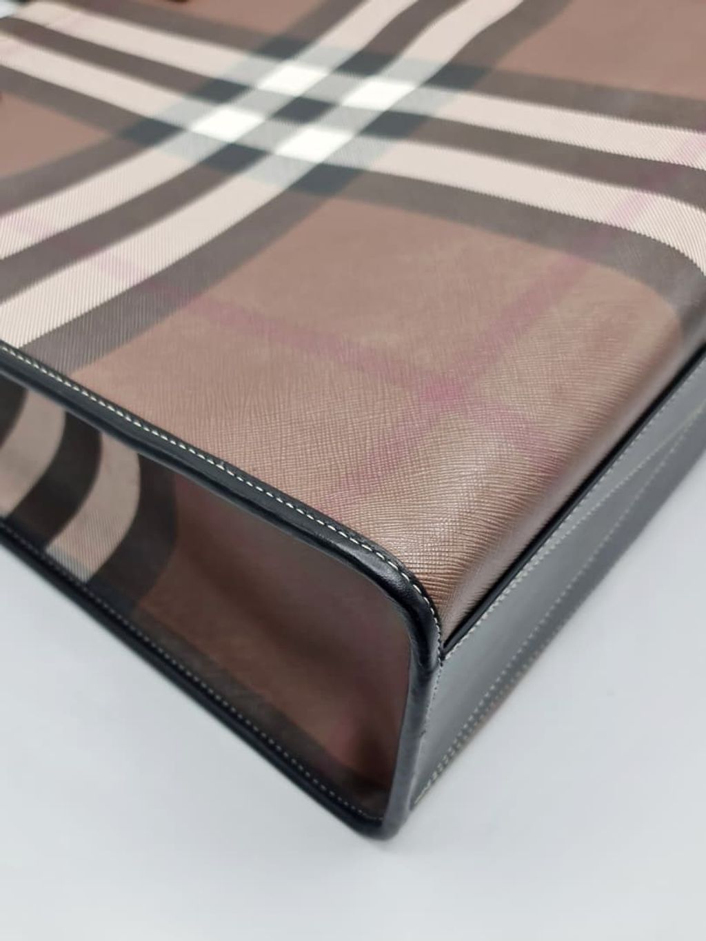 94211829-e102-4d5f-841f-eaac2faca463