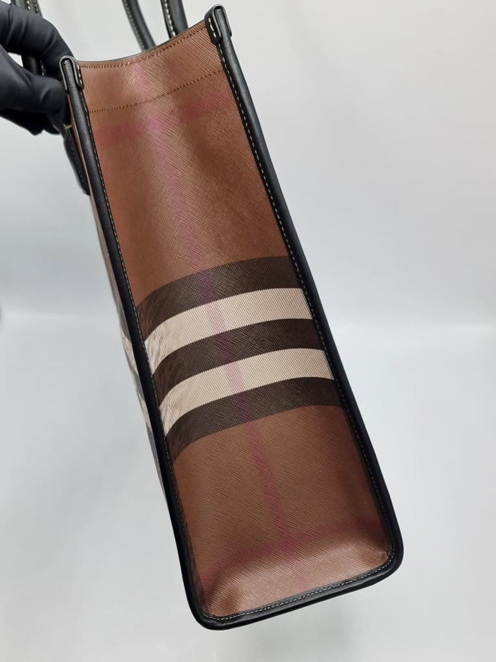 2a8f40b7-e673-4042-8a16-3abff8f00324