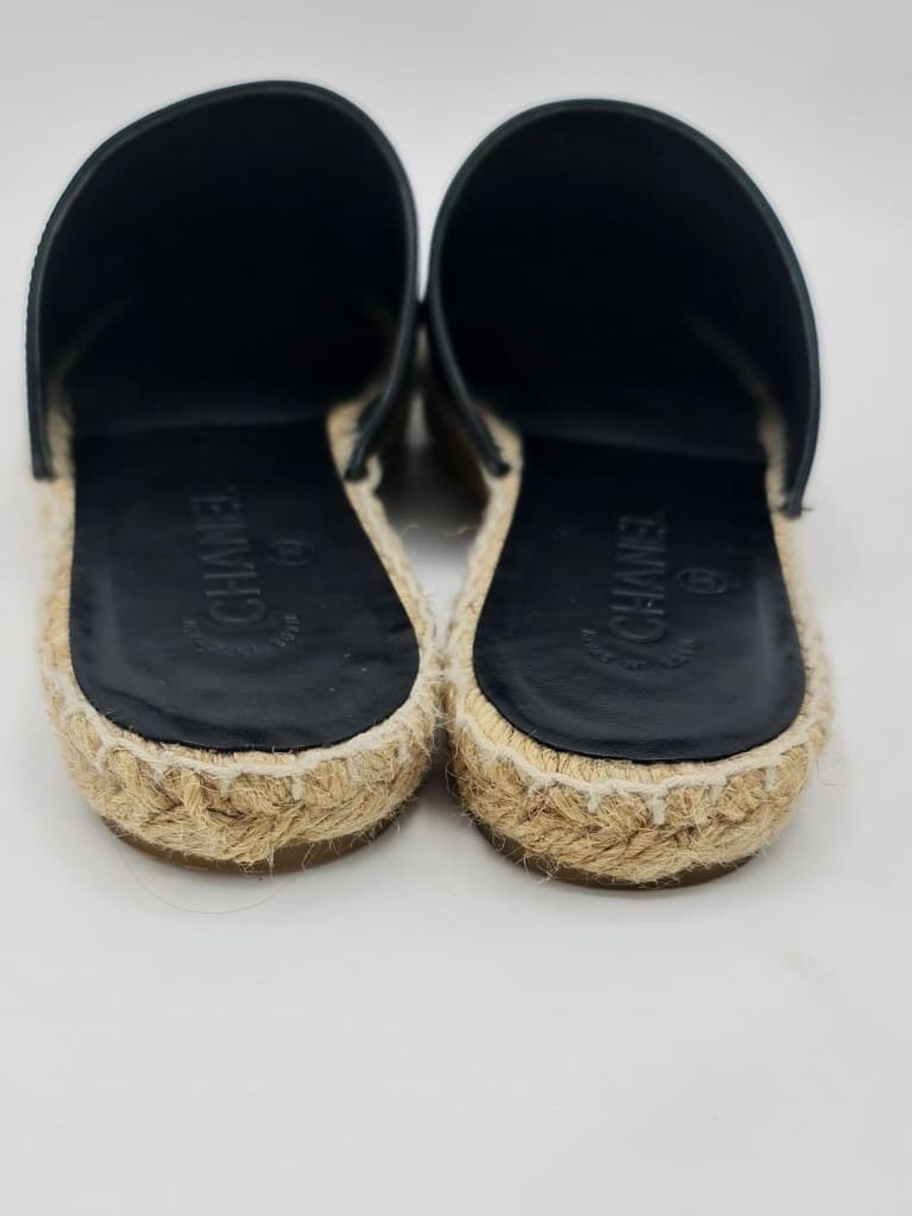 b5bfbadc-d5fc-459d-8f77-f87e04e92022