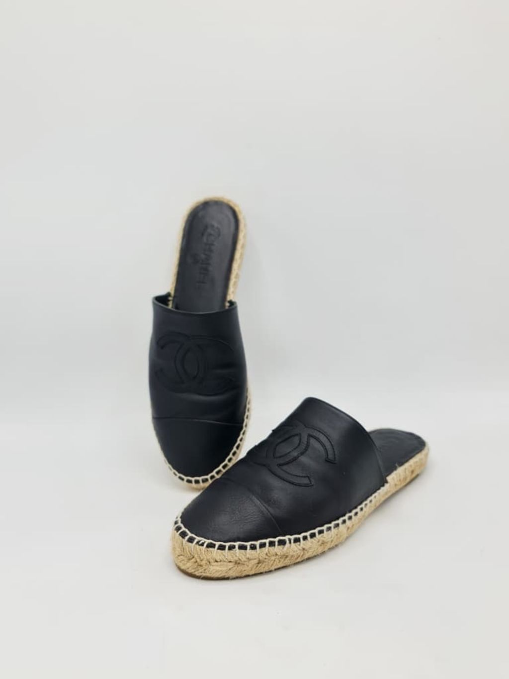 ca403a45-baa5-49ad-b8dc-4d7ff36c7ffc