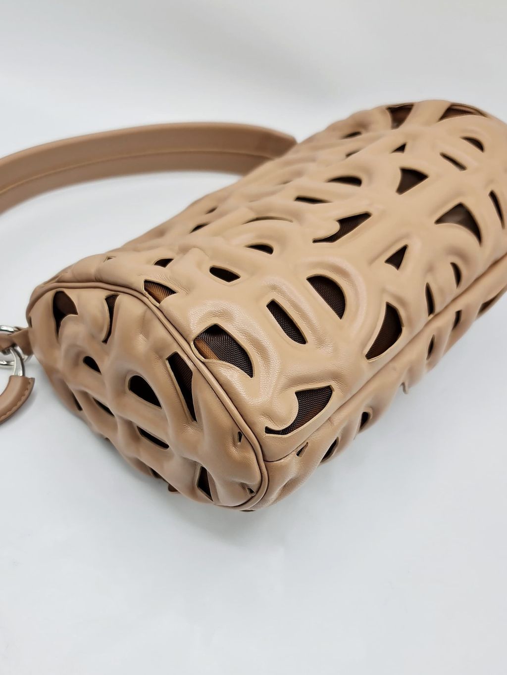 3c7294d5-38c8-4d7d-bb86-639e108d5f77