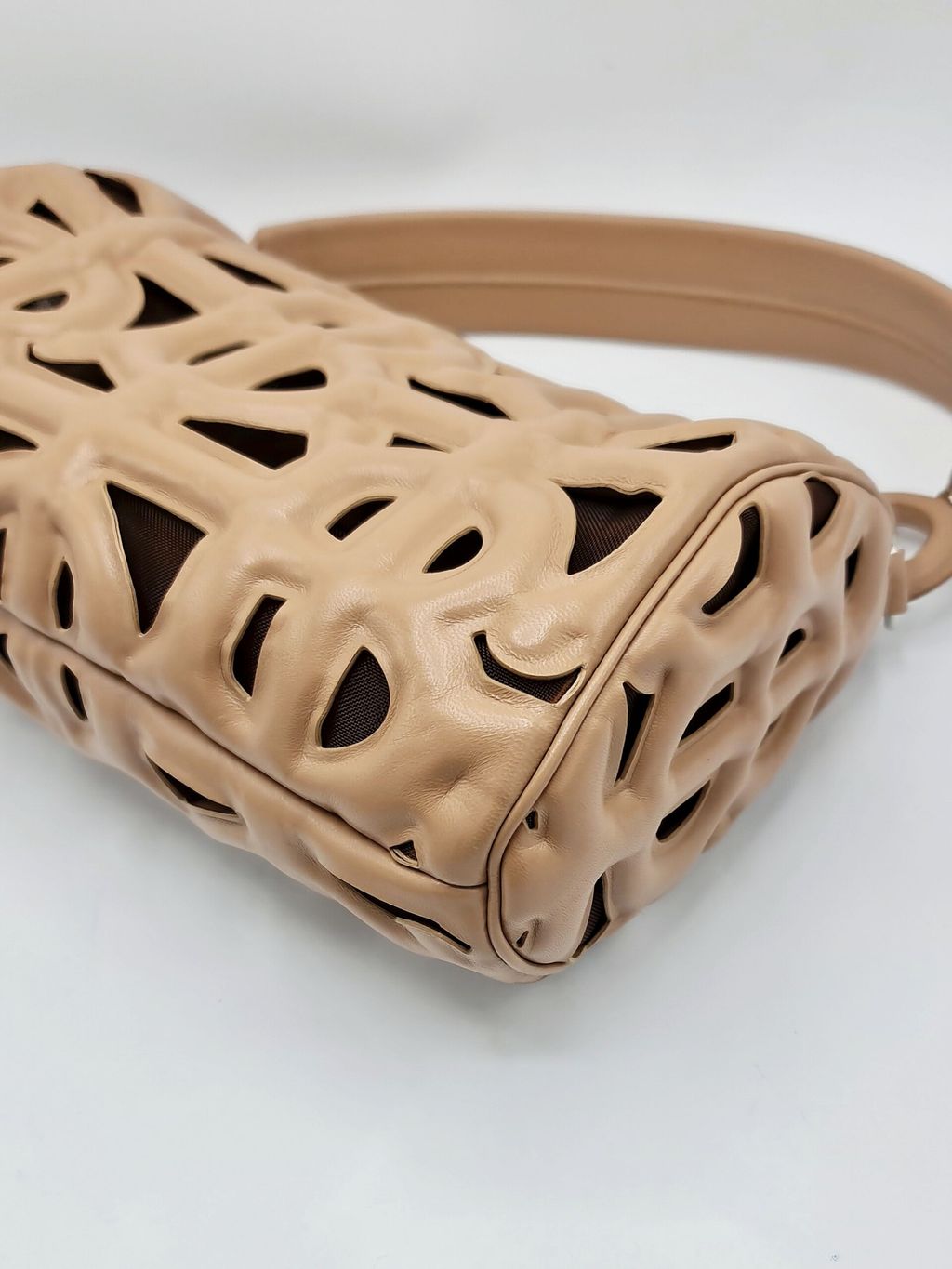 811d005d-86b2-4a20-9a74-d5be44bbd414