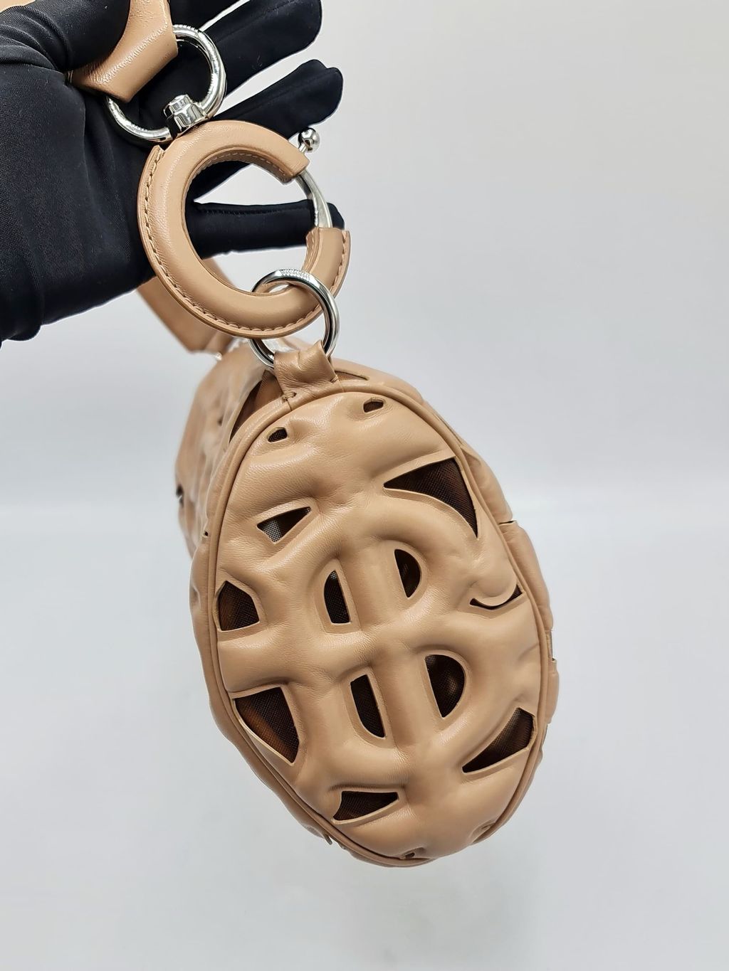 6bf11f40-f905-4ec6-abd5-0316888367cf