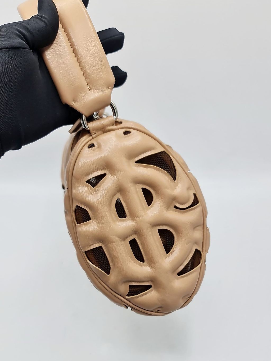 6f579446-1474-473e-a926-be0be71339bf