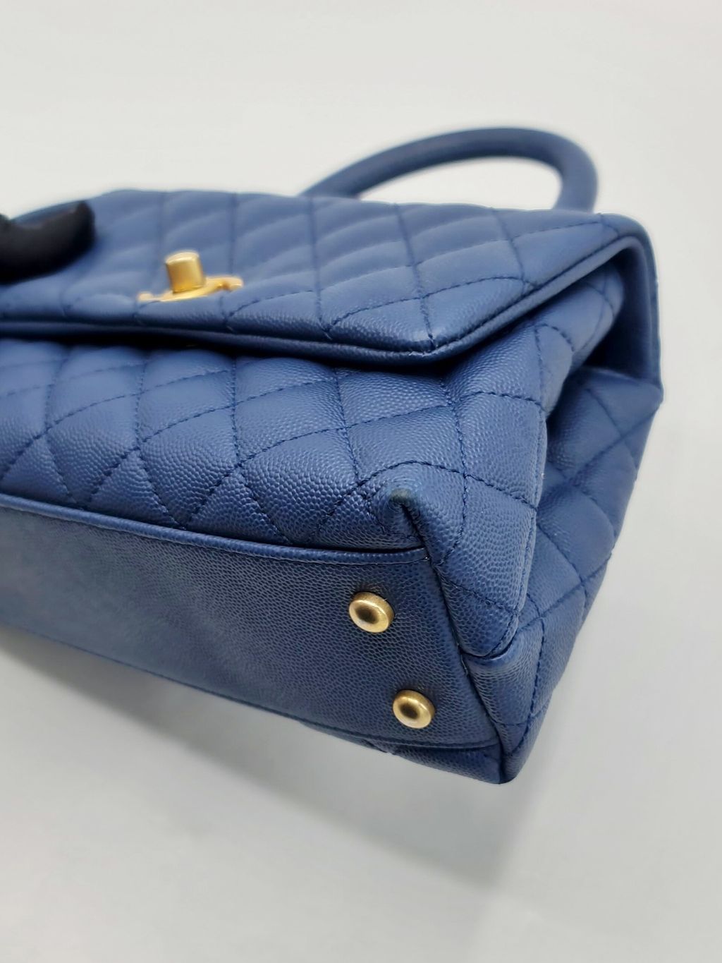 e233826c-e3cc-487f-9a5b-1b1d21f9f5f6