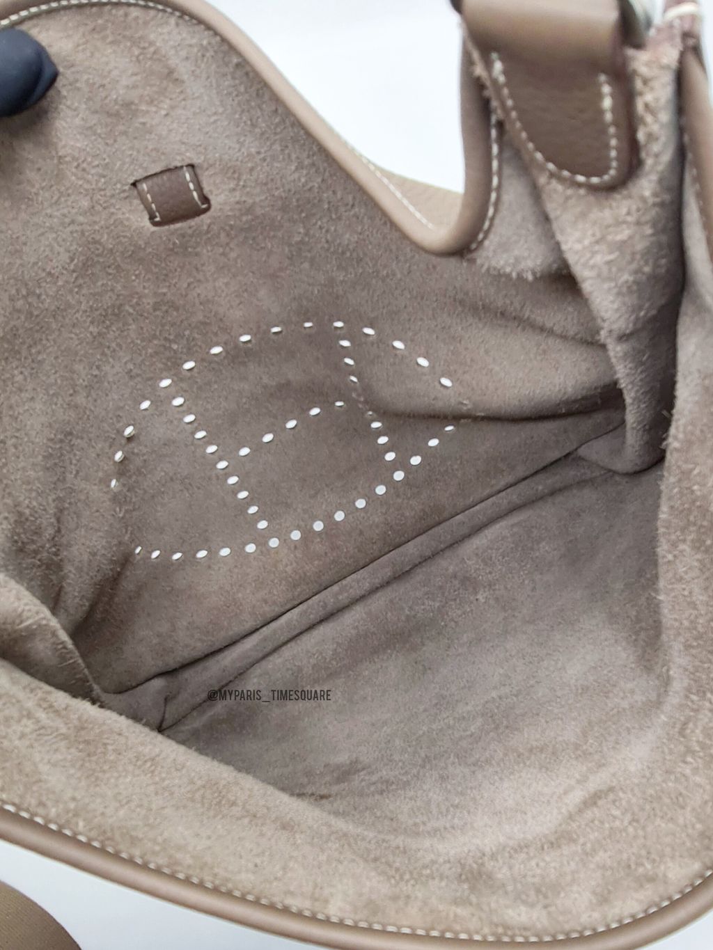 9daec6b0-a695-4026-8c60-6c3c31c27807