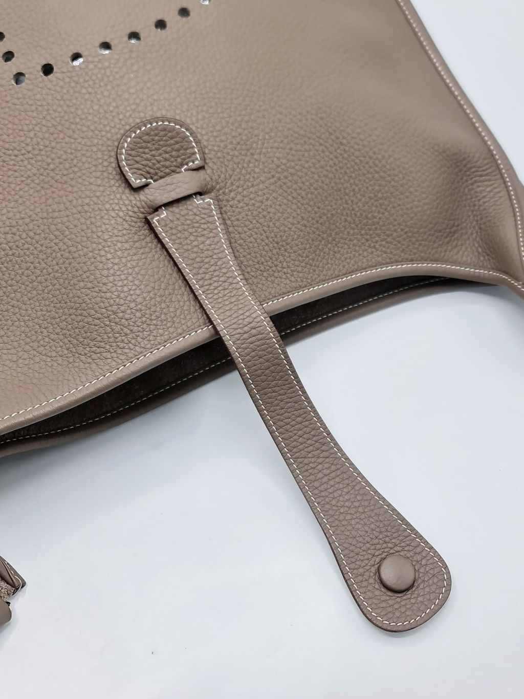 f78649f1-5b7f-46dd-abac-658ba0c605bb