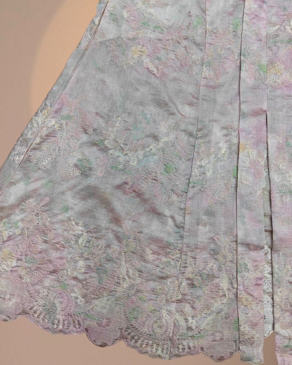 haura-wear-saffya-skirt-set-sulam-embroidery-pario-klasik-tradisional-mini kebaya-fabrik eyelet-raya-muslimah-long-sleeve-baju-skirt-kain-perempuan-baju-sepasang (36)