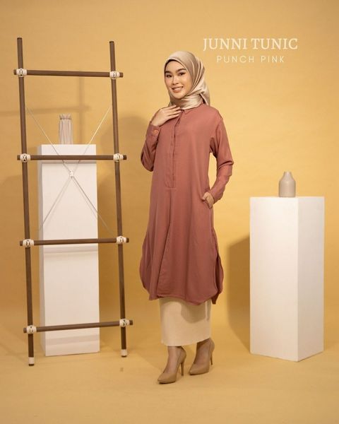 haura-wear-JUNNI-midi-dress-blouse-shirt-long-sleeve-baju-muslimah-baju-perempuan-shirt-blouse-baju (3).jpg