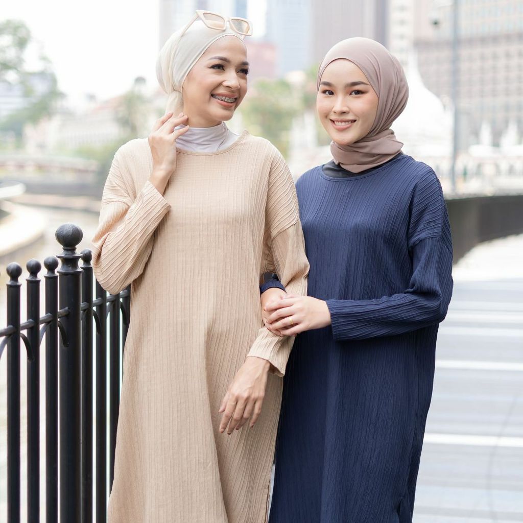 haura-wear-ferra-kaftan-midi-dress-blouse-shirt-long-sleeve-baju-muslimah-baju-perempuan-shirt-blouse-baju (2).jpg