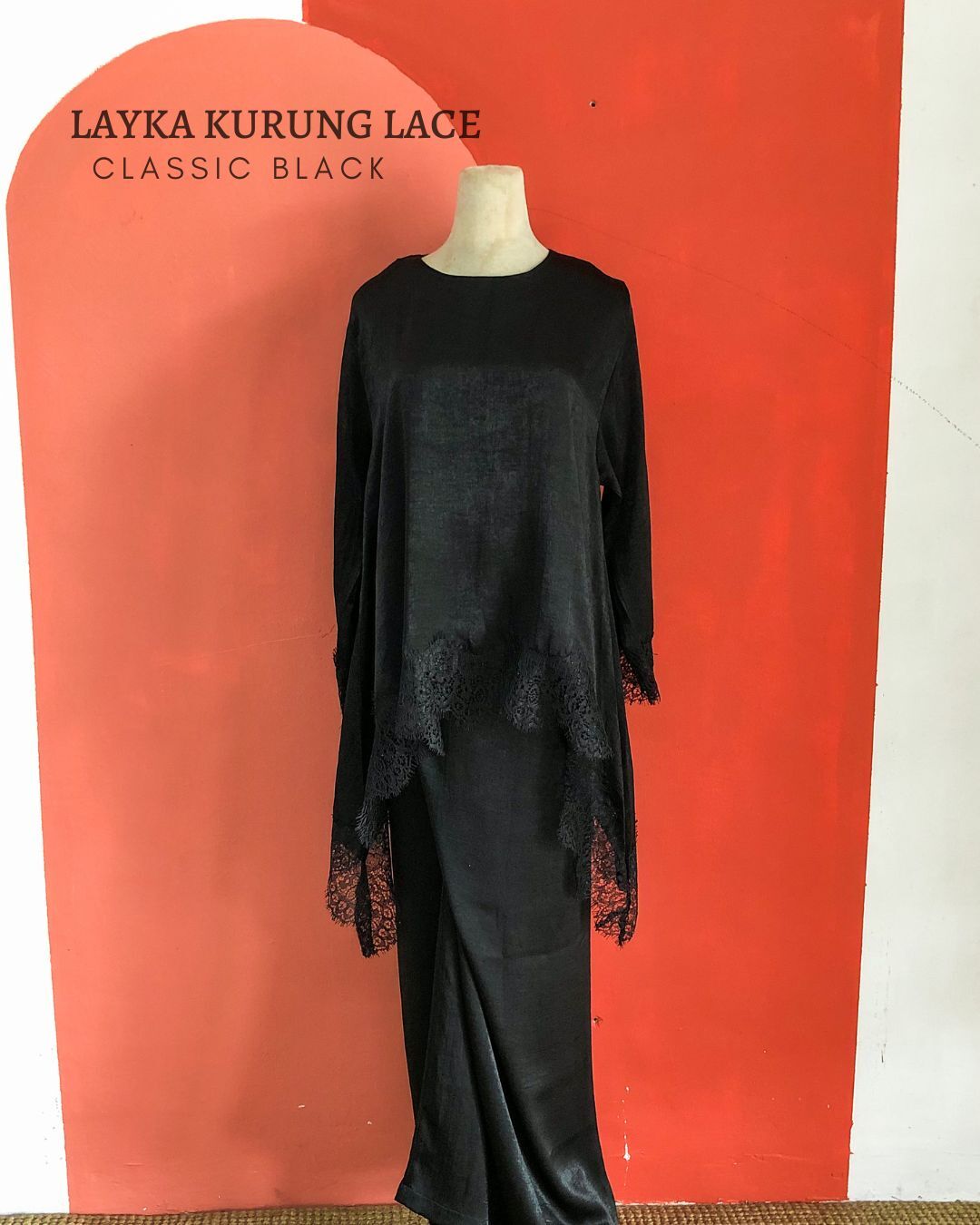 haura-wear-layka-kurung-kebaya-sulam-embroidery-pario-klasik-tradisional-mini kebaya-fabrik eyelet-raya-muslimah-long-sleeve-baju-skirt-kain-perempuan-baju-sepasang (11)