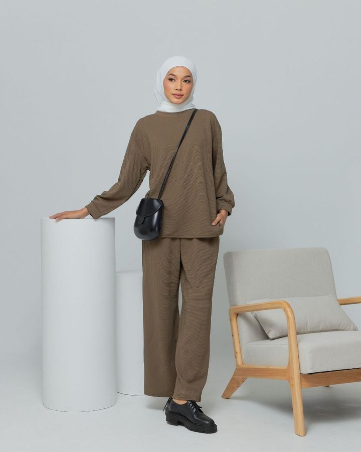 haura-wear-cotton-baju-muslimah-set-seluar-set-skirt-suit-muslimah-set-baju-dan-seluar-muslimah-palazzo (1)