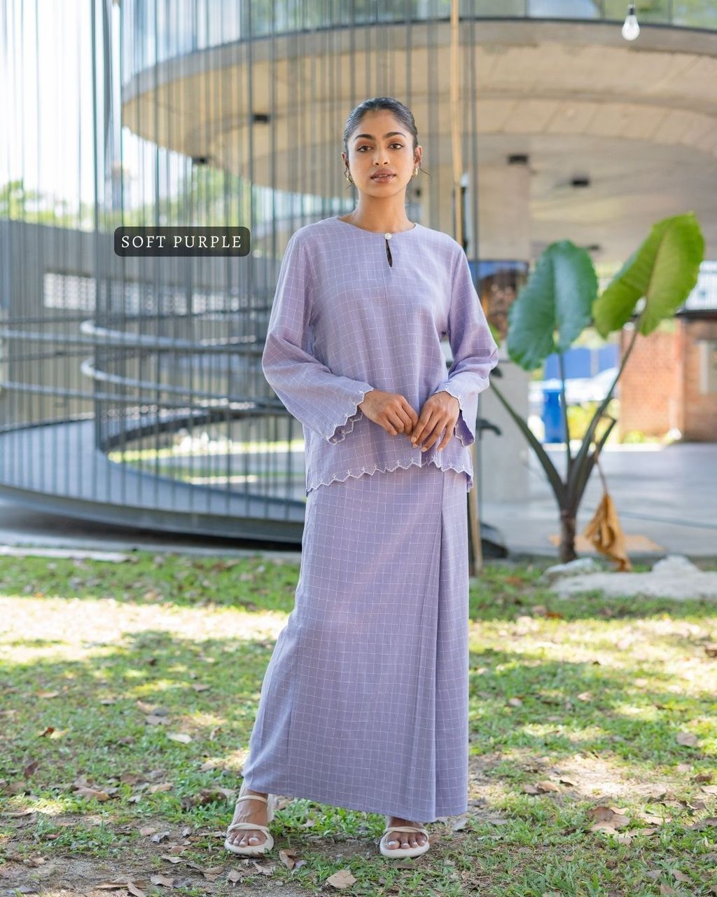 haura-wear-manes-skirt-set-sulam-embroidery-pario-klasik-tradisional-mini kebaya-fabrik eyelet-raya-muslimah-long-sleeve-baju-skirt-kain-perempuan-baju-sepasang (1)