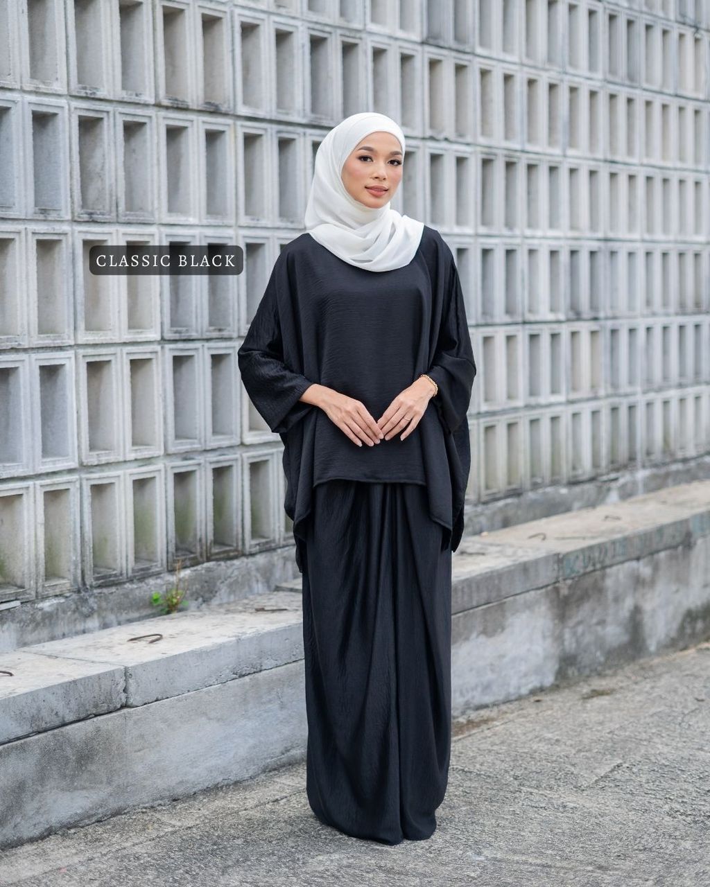 haura-wear-indah-skirt-set-sulam-embroidery-pario-klasik-tradisional-mini kebaya-fabrik eyelet-raya-muslimah-long-sleeve-baju-skirt-kain-perempuan-baju-sepasang (8)