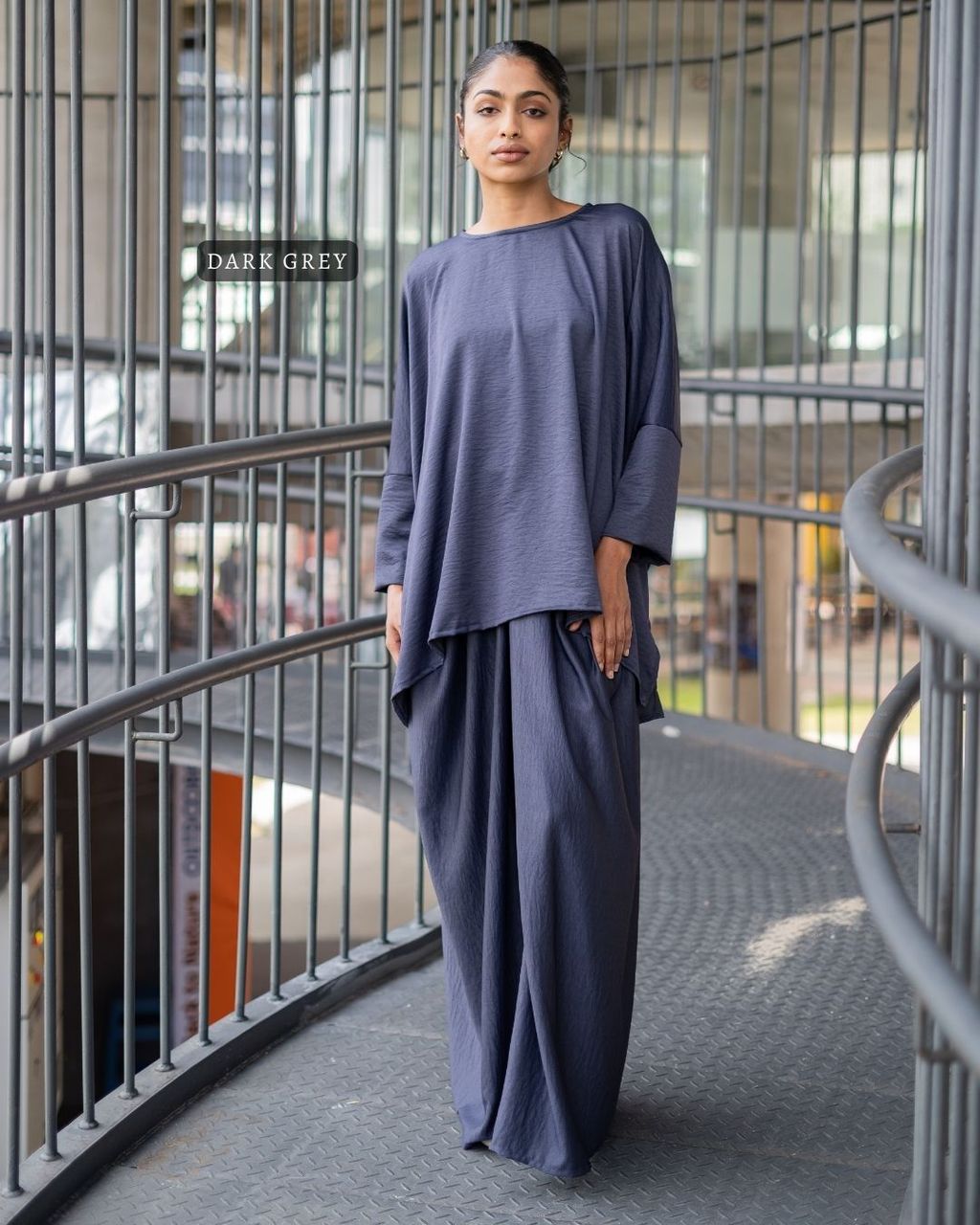 haura-wear-indah-skirt-set-sulam-embroidery-pario-klasik-tradisional-mini kebaya-fabrik eyelet-raya-muslimah-long-sleeve-baju-skirt-kain-perempuan-baju-sepasang (6)