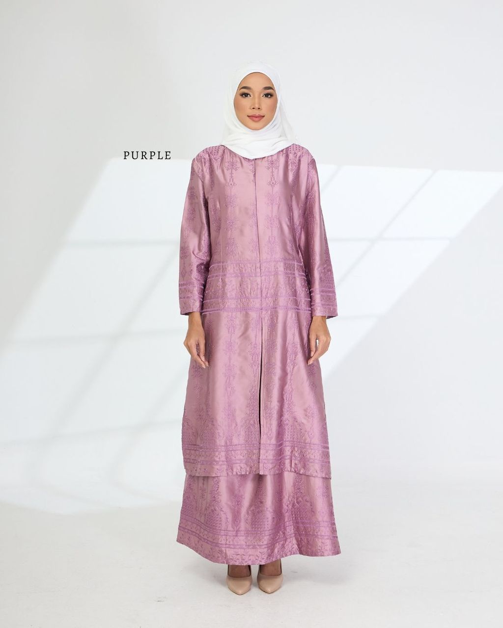 haura-wear-malikha-skirt-set-sulam-embroidery-pario-klasik-tradisional-mini kebaya-fabrik eyelet-raya-muslimah-long-sleeve-baju-skirt-kain-perempuan-baju-sepasang (8)