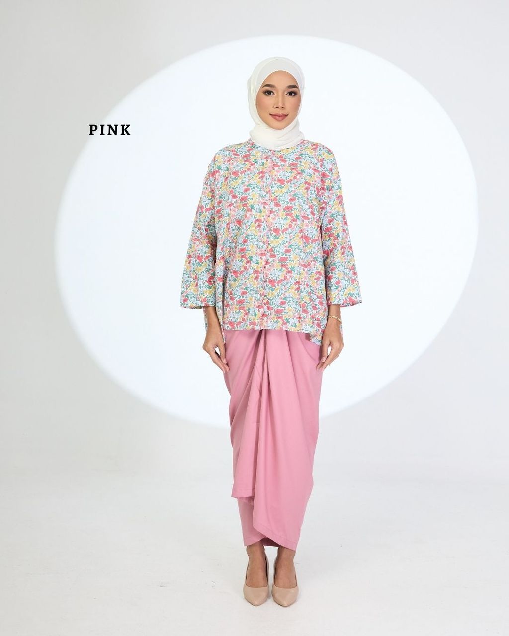haura-wear-salma-skirt-set-sulam-embroidery-pario-klasik-tradisional-mini kebaya-fabrik eyelet-raya-muslimah-long-sleeve-baju-skirt-kain-perempuan-baju-sepasang (3)