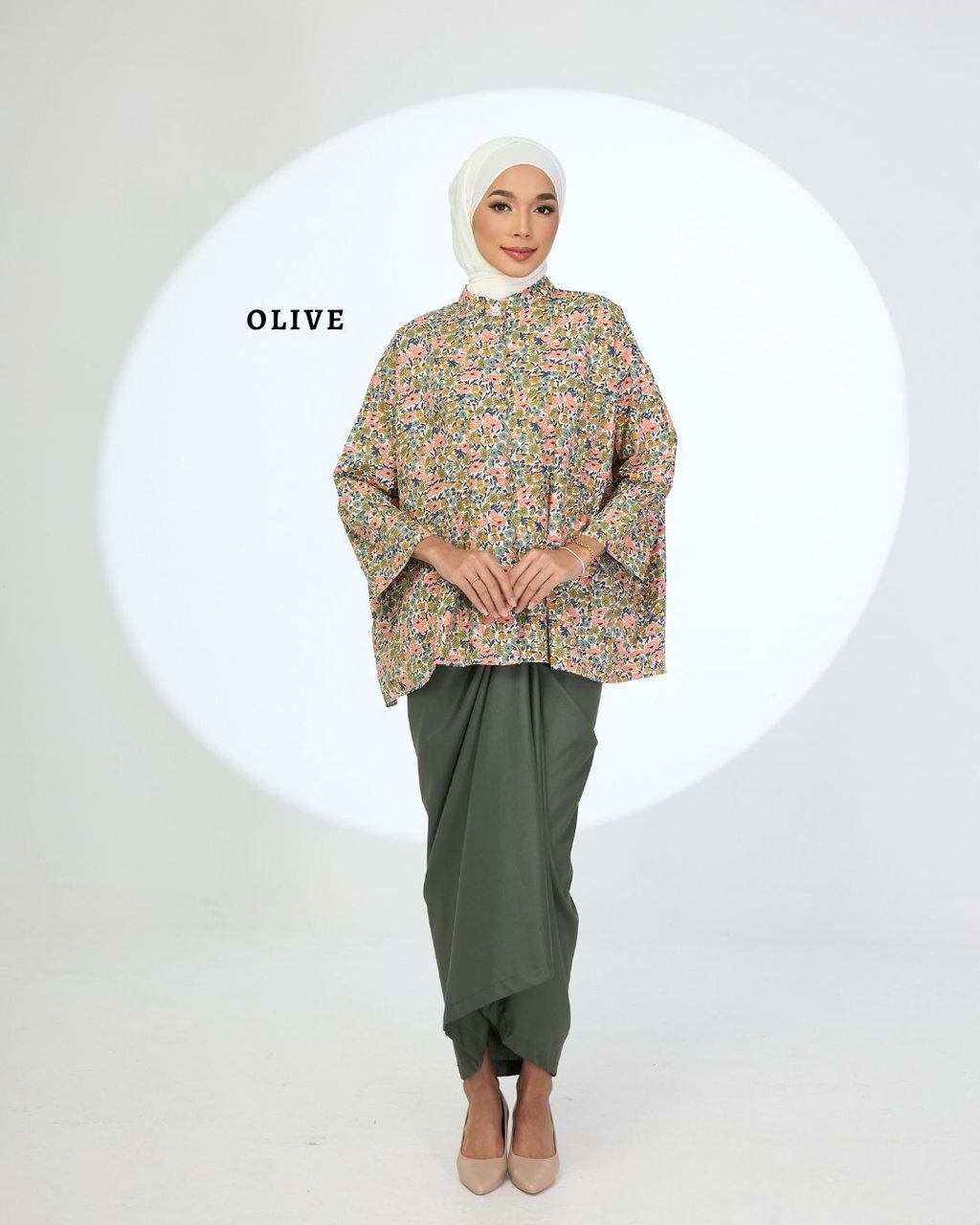 haura-wear-salma-skirt-set-sulam-embroidery-pario-klasik-tradisional-mini kebaya-fabrik eyelet-raya-muslimah-long-sleeve-baju-skirt-kain-perempuan-baju-sepasang (10)