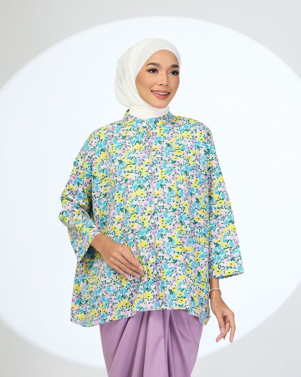 haura-wear-salma-skirt-set-sulam-embroidery-pario-klasik-tradisional-mini kebaya-fabrik eyelet-raya-muslimah-long-sleeve-baju-skirt-kain-perempuan-baju-sepasang (18)