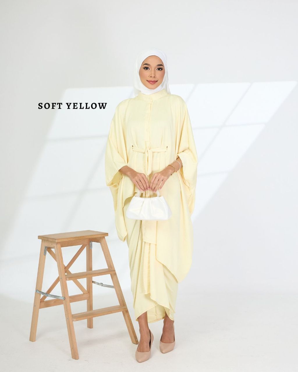 haura-wear-vivy-skirt-set-sulam-embroidery-pario-klasik-tradisional-mini kebaya-fabrik eyelet-raya-muslimah-long-sleeve-baju-skirt-kain-perempuan-baju-sepasang (25)
