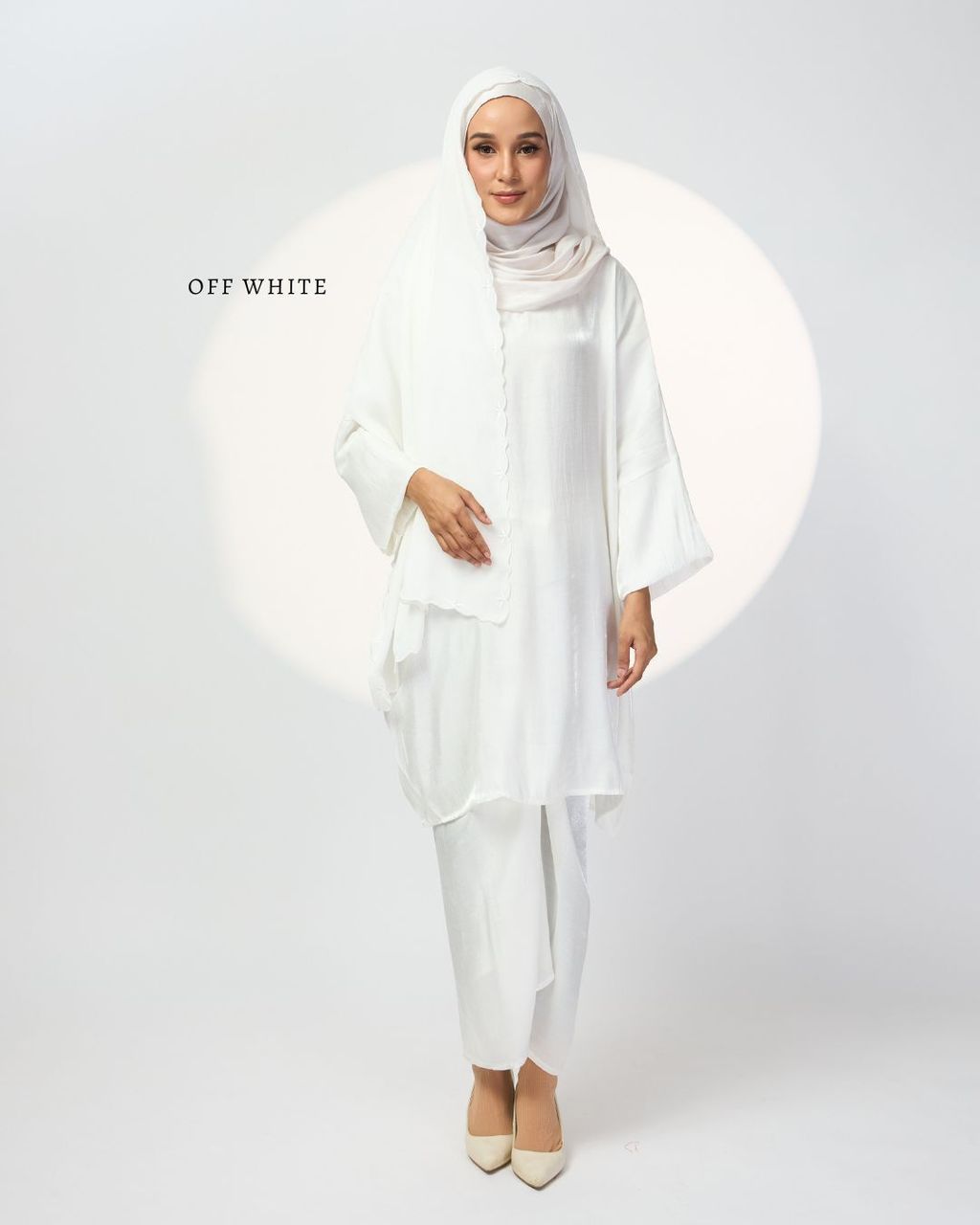 haura-wear-hawwa-skirt-set-sulam-embroidery-pario-klasik-tradisional-mini kebaya-fabrik eyelet-raya-muslimah-long-sleeve-baju-skirt-kain-perempuan-baju-sepasang (5)