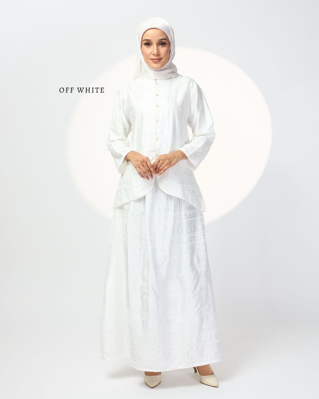 haura-wear-mikayla-skirt-set-sulam-embroidery-pario-klasik-tradisional-mini kebaya-fabrik eyelet-raya-muslimah-long-sleeve-baju-skirt-kain-perempuan-baju-sepasang (21)
