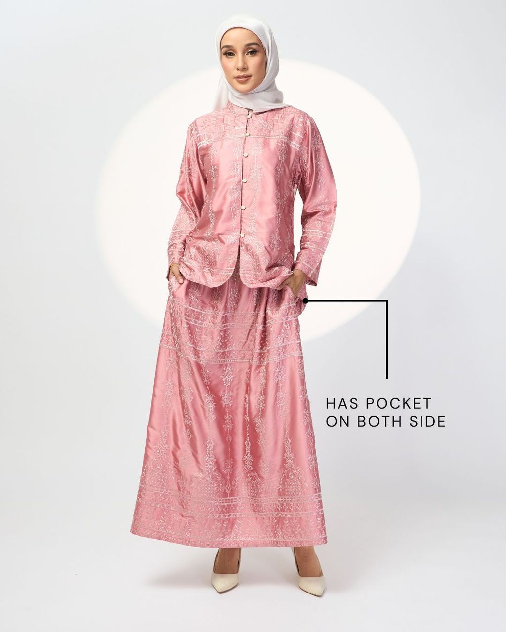 haura-wear-mikayla-skirt-set-sulam-embroidery-pario-klasik-tradisional-mini kebaya-fabrik eyelet-raya-muslimah-long-sleeve-baju-skirt-kain-perempuan-baju-sepasang (18)