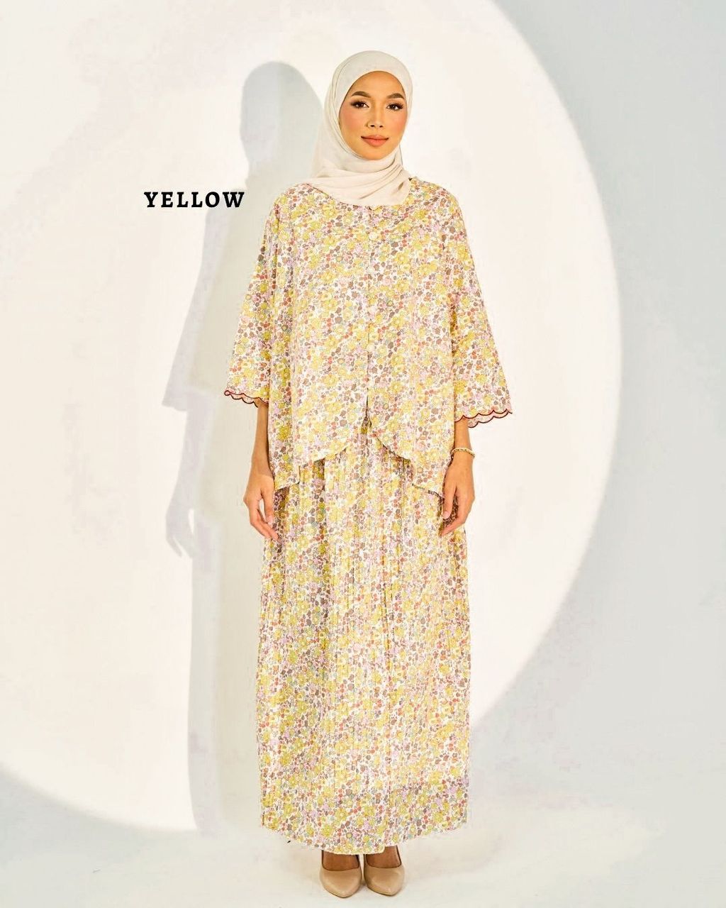 haura-wear-tessa-skirt-set-sulam-embroidery-pario-klasik-tradisional-mini kebaya-fabrik eyelet-raya-muslimah-long-sleeve-baju-skirt-kain-perempuan-baju-sepasang (1)