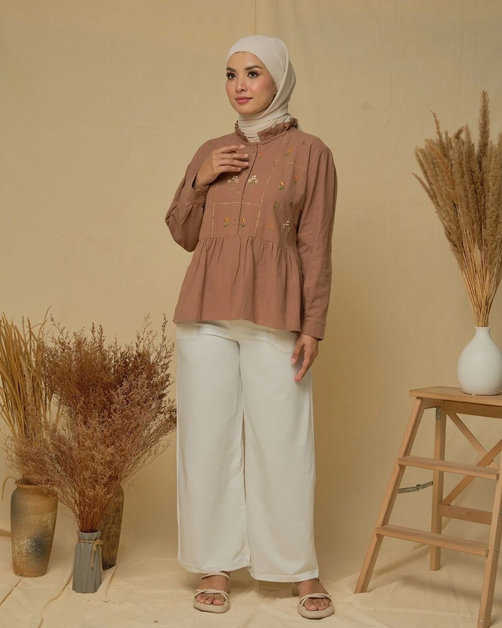haura-wear-ivette-blouse-lengan panjang-kemeja labuh-baju labuh-tunic-kaftan-midi-dress-blouse-shirt-long-sleeve-baju-muslimah-baju-perempuan-shirt-blouse-baju (13)