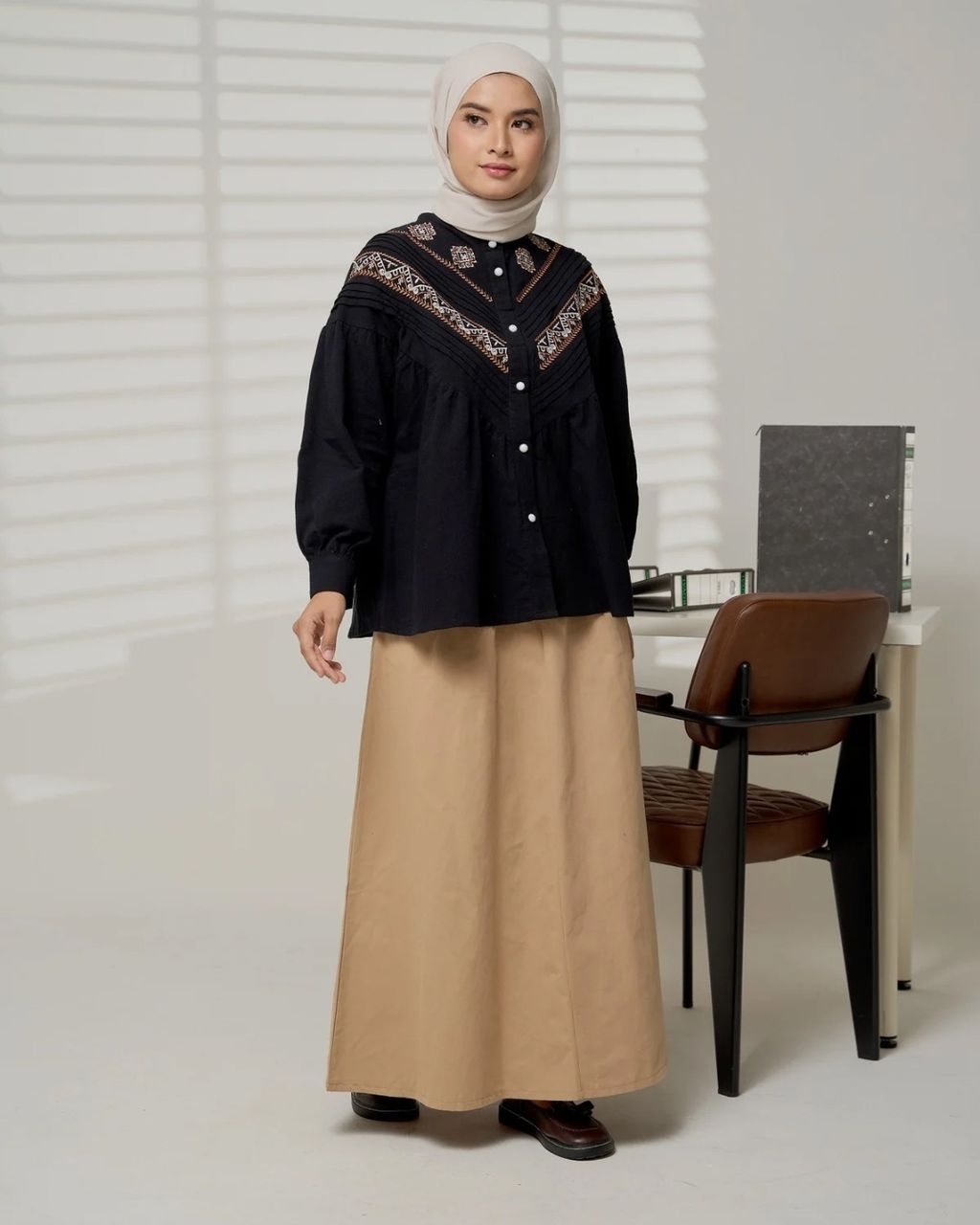 haura-wear-sheryl-blouse-lengan panjang-kemeja labuh-baju labuh-tunic-kaftan-midi-dress-blouse-shirt-long-sleeve-baju-muslimah-baju-perempuan-shirt-blouse-baju (11)