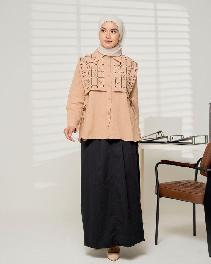 haura-wear-steffie-blouse-lengan panjang-kemeja labuh-baju labuh-tunic-kaftan-midi-dress-blouse-shirt-long-sleeve-baju-muslimah-baju-perempuan-shirt-blouse-baju (2)