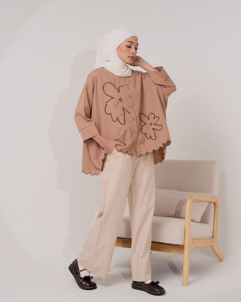 haura-wear-aimee-blouse-lengan panjang-kemeja labuh-baju labuh-tunic-kaftan-midi-dress-blouse-shirt-long-sleeve-baju-muslimah-baju-perempuan-shirt-blouse-baju (23)