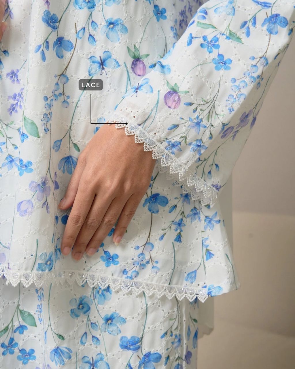 haura-wear-seri-skirt-set-sulam-embroidery-pario-klasik-tradisional-mini kebaya-fabrik eyelet-raya-muslimah-long-sleeve-baju-skirt-kain-perempuan-baju-sepasang (6)