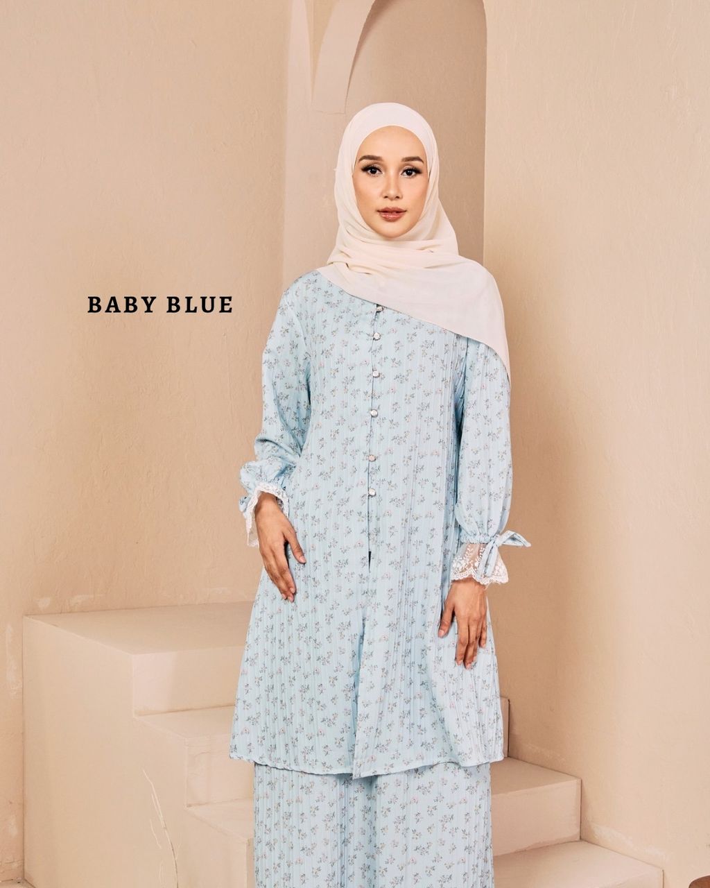 haura-wear-roselle-skirt-set-sulam-embroidery-pario-klasik-tradisional-mini kebaya-fabrik eyelet-raya-muslimah-long-sleeve-baju-skirt-kain-perempuan-baju-sepasang (6)