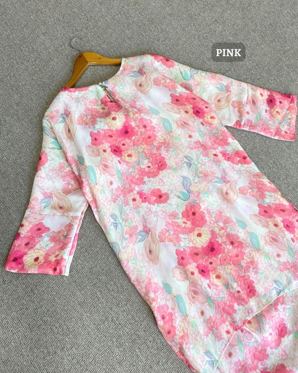 haura-wear-harum-skirt-set-sulam-embroidery-pario-klasik-tradisional-mini kebaya-fabrik eyelet-raya-muslimah-long-sleeve-baju-skirt-kain-perempuan-baju-sepasang (2)