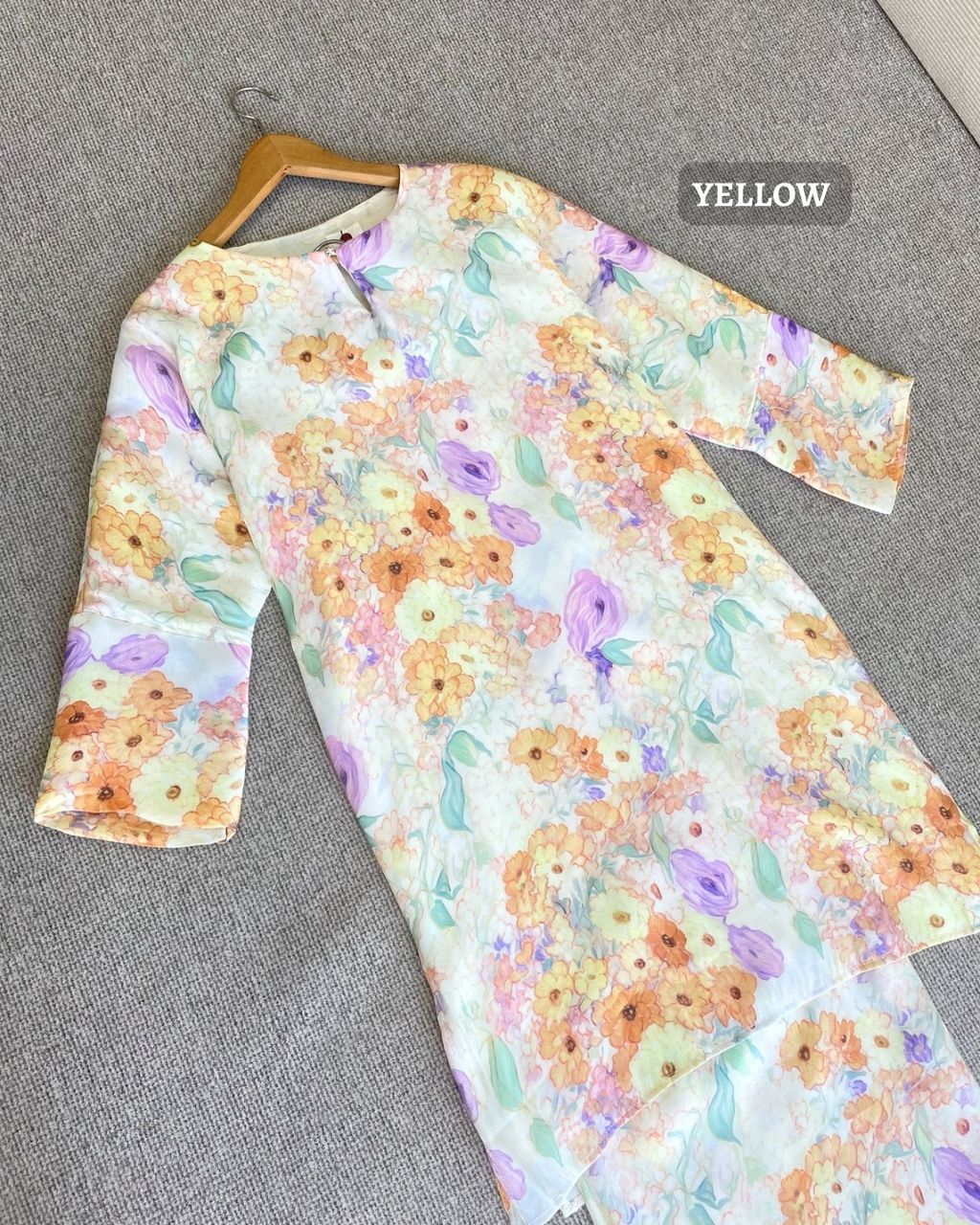 haura-wear-harum-skirt-set-sulam-embroidery-pario-klasik-tradisional-mini kebaya-fabrik eyelet-raya-muslimah-long-sleeve-baju-skirt-kain-perempuan-baju-sepasang (18)