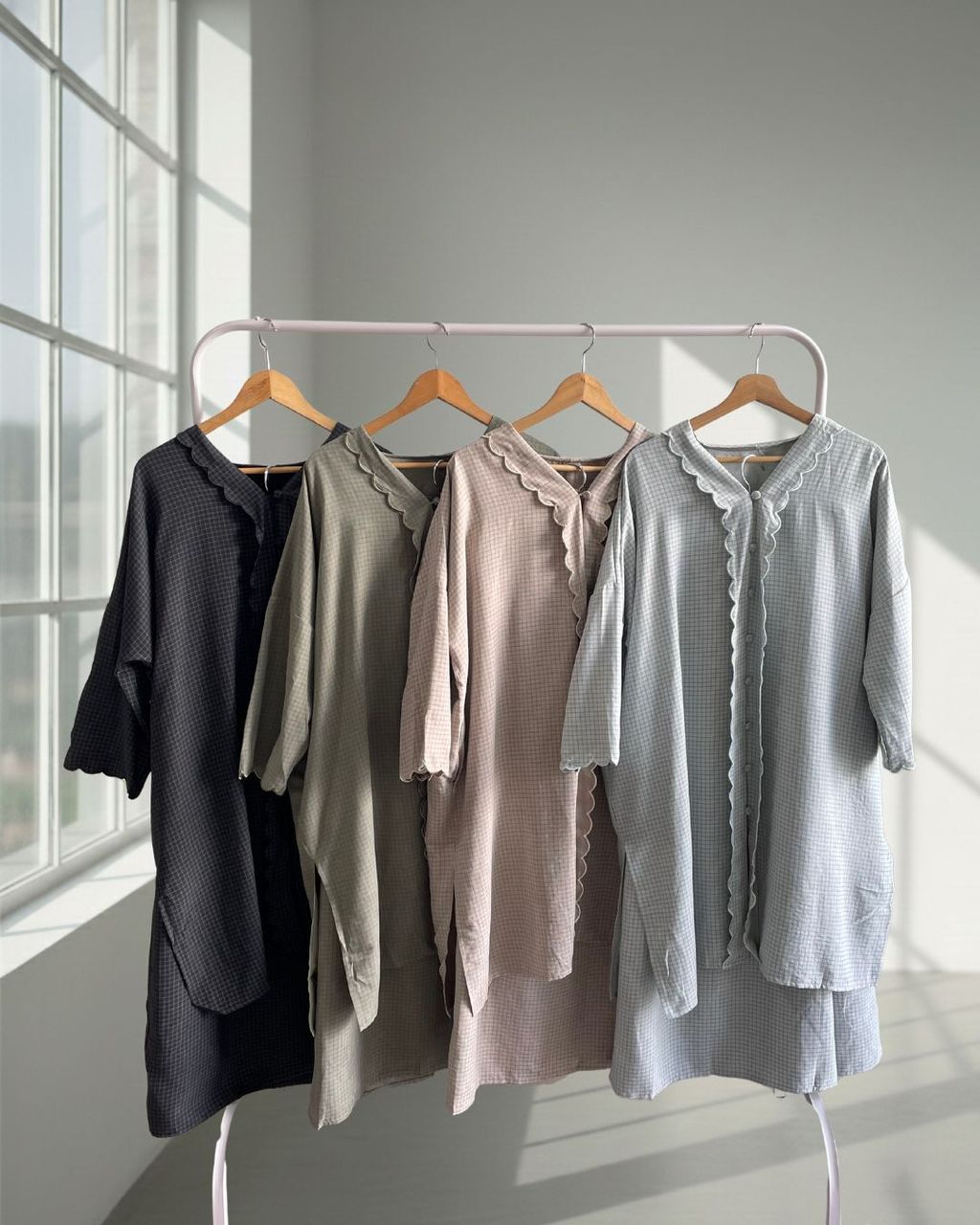 haura-wear-haya-skirt-set-sulam-embroidery-pario-klasik-tradisional-mini kebaya-fabrik eyelet-raya-muslimah-long-sleeve-baju-skirt-kain-perempuan-baju-sepasang (1)