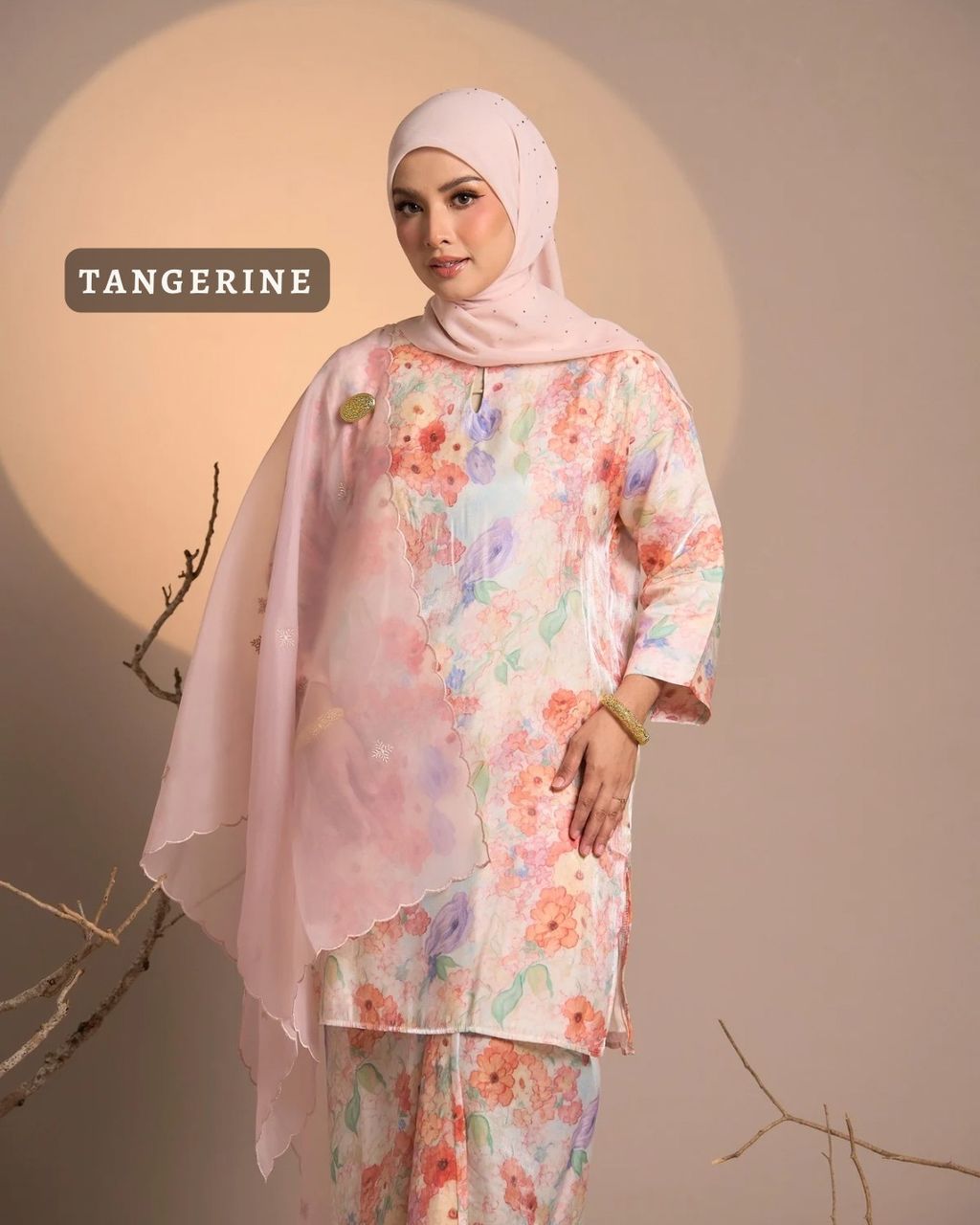 haura-wear-harum-skirt-set-sulam-embroidery-pario-klasik-tradisional-mini kebaya-fabrik eyelet-raya-muslimah-long-sleeve-baju-skirt-kain-perempuan-baju-sepasang (19)