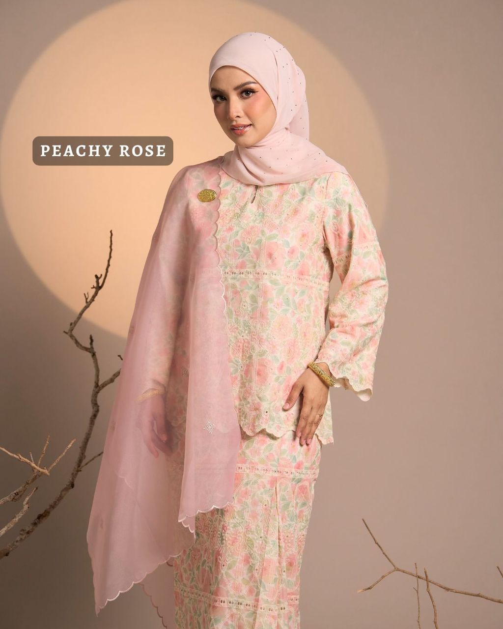 haura-wear-anggun-skirt-set-sulam-embroidery-pario-klasik-tradisional-mini kebaya-fabrik eyelet-raya-muslimah-long-sleeve-baju-skirt-kain-perempuan-baju-sepasang (3)