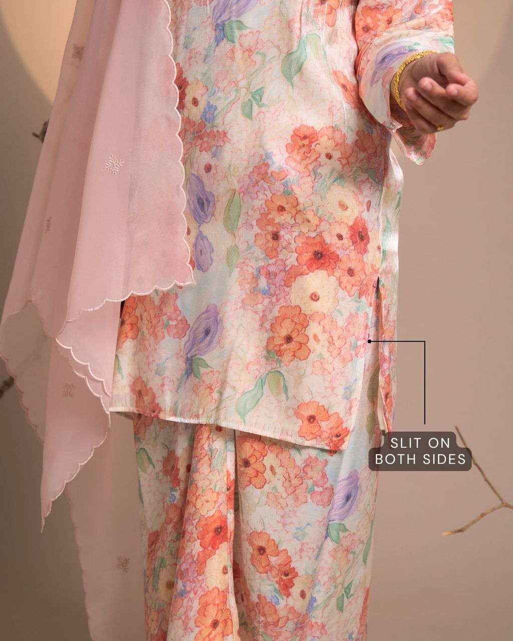 haura-wear-harum-skirt-set-sulam-embroidery-pario-klasik-tradisional-mini kebaya-fabrik eyelet-raya-muslimah-long-sleeve-baju-skirt-kain-perempuan-baju-sepasang (12)