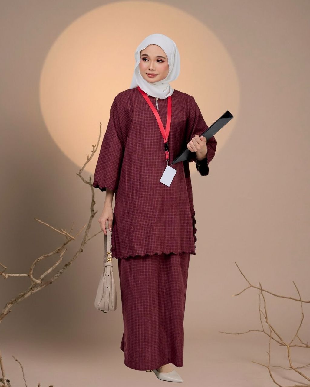 haura-wear-mawar-skirt-set-sulam-embroidery-pario-klasik-tradisional-mini kebaya-fabrik eyelet-raya-muslimah-long-sleeve-baju-skirt-kain-perempuan-baju-sepasang (11)