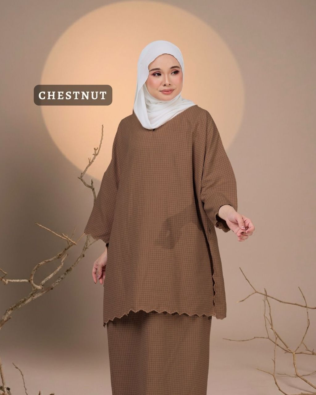 haura-wear-mawar-skirt-set-sulam-embroidery-pario-klasik-tradisional-mini kebaya-fabrik eyelet-raya-muslimah-long-sleeve-baju-skirt-kain-perempuan-baju-sepasang (2)