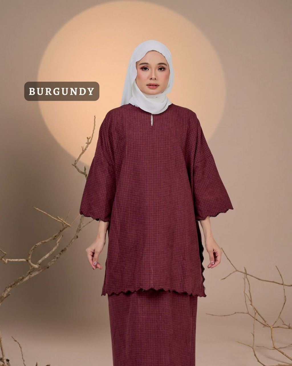 haura-wear-mawar-skirt-set-sulam-embroidery-pario-klasik-tradisional-mini kebaya-fabrik eyelet-raya-muslimah-long-sleeve-baju-skirt-kain-perempuan-baju-sepasang (3)