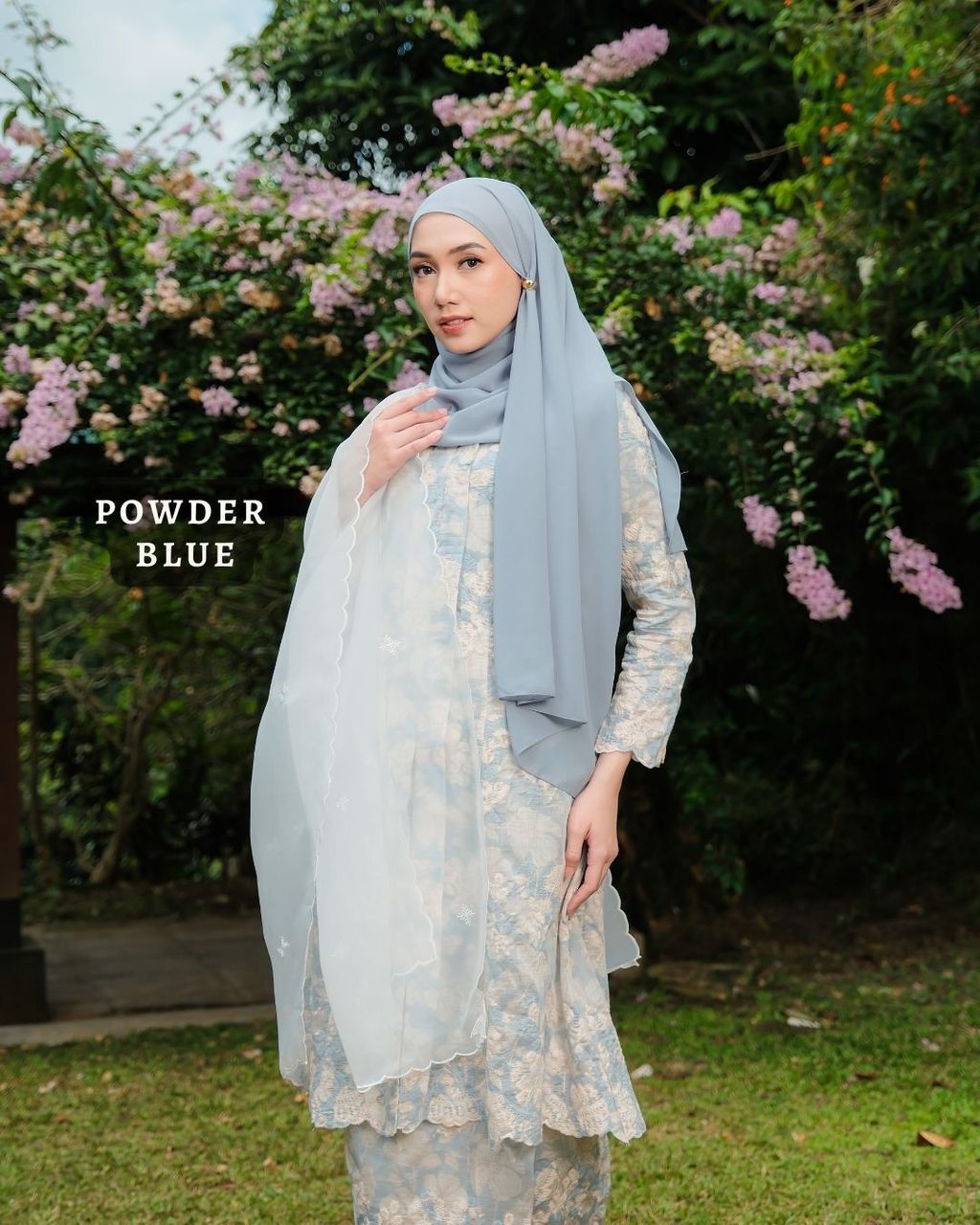 haura-wear-saffya-skirt-set-sulam-embroidery-pario-klasik-tradisional-mini kebaya-fabrik eyelet-raya-muslimah-long-sleeve-baju-skirt-kain-perempuan-baju-sepasang (14)