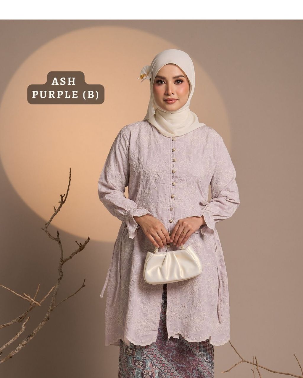 haura-wear-nilam-skirt-set-sulam-embroidery-pario-klasik-tradisional-mini kebaya-fabrik eyelet-raya-muslimah-long-sleeve-baju-skirt-kain-perempuan-baju-sepasang (12)