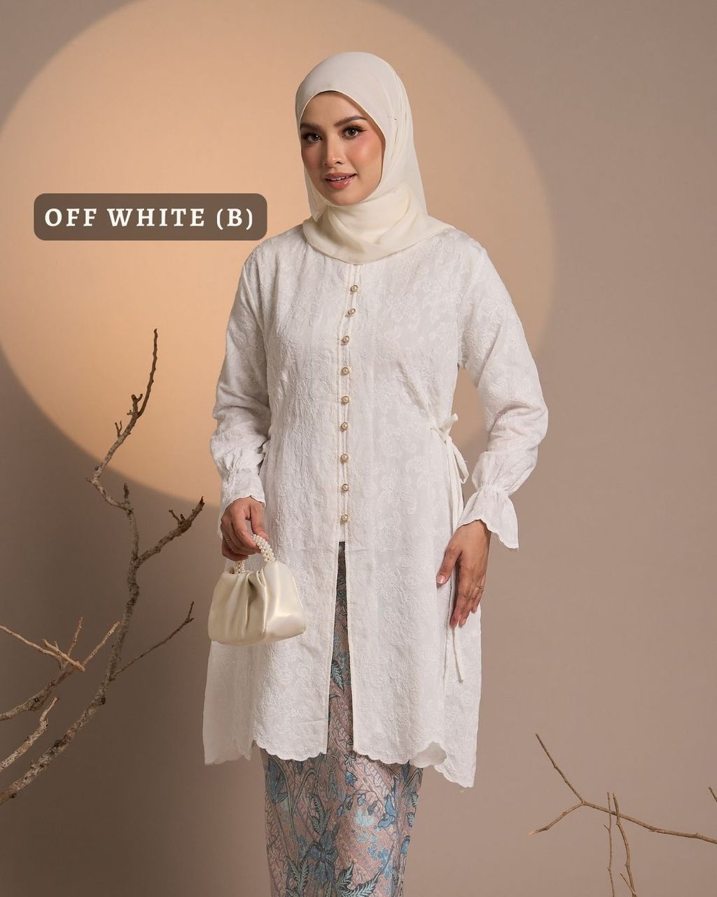 haura-wear-nilam-skirt-set-sulam-embroidery-pario-klasik-tradisional-mini kebaya-fabrik eyelet-raya-muslimah-long-sleeve-baju-skirt-kain-perempuan-baju-sepasang (2)