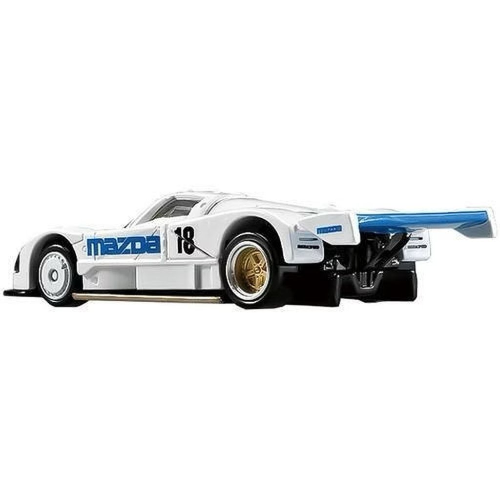 04-mazda-787b-18-rear-view